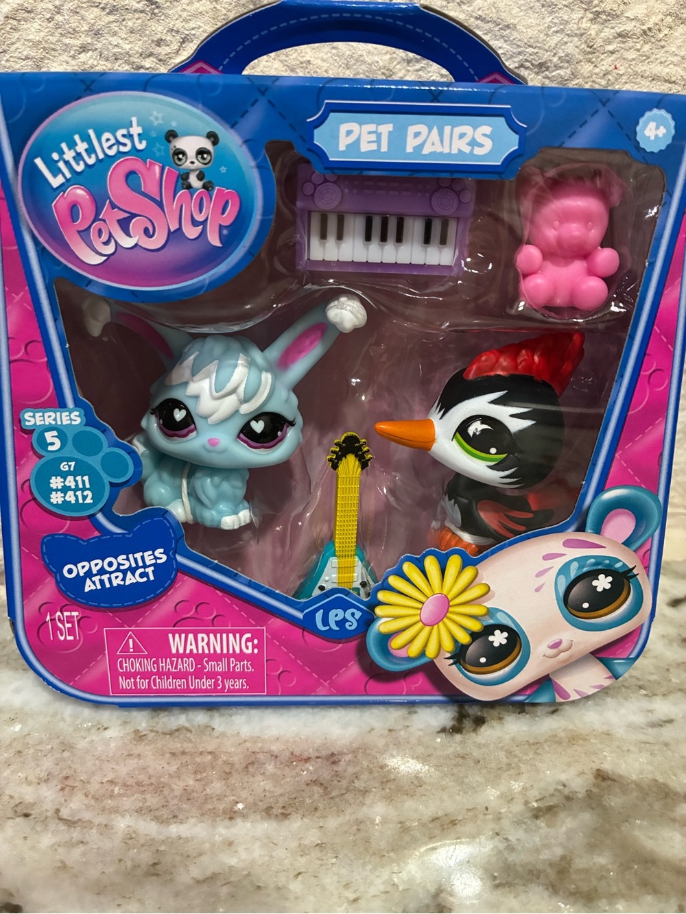 Littlest Pet Shop Blue & Black Bunny and Bird Pet Pairs Opposites Attract